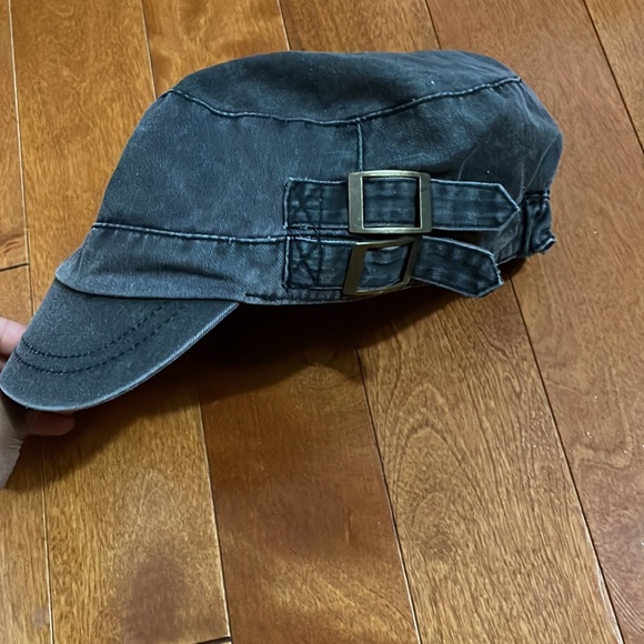 Cute Gray Hat - Picture 2 of 4